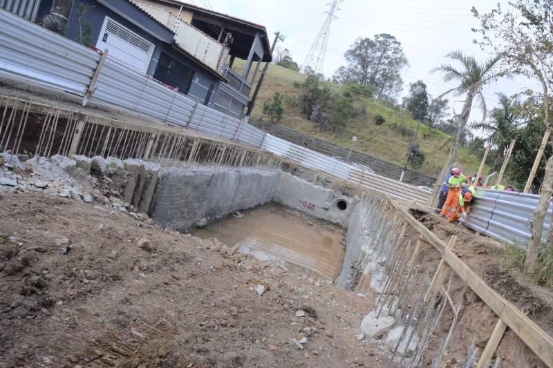 Construção dos sete microrreservatórios tem objetivo de mitigar problemas de alagamentos na região