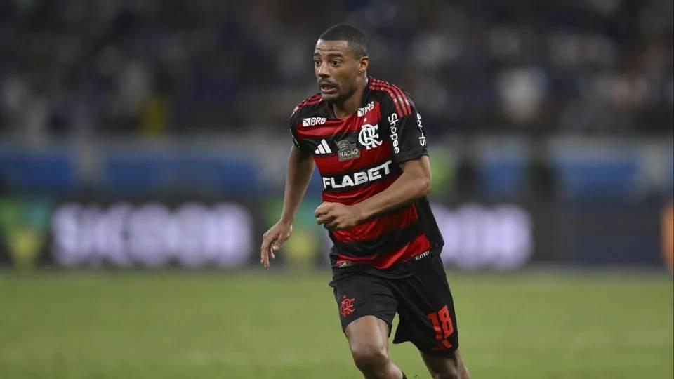 De la Cruz pode voltar ao Flamengo após 8 jogos; Danilo tem 'dia D'