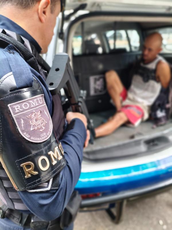 Durante patrulhamento, Romu de São Bernardo prende foragido com 11 condenações