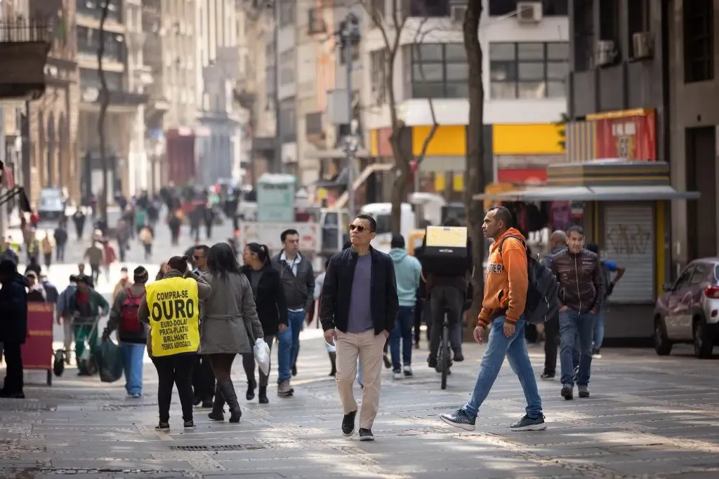 Estado de São Paulo gera 2 mil vagas de emprego por dia no primeiro semestre do ano