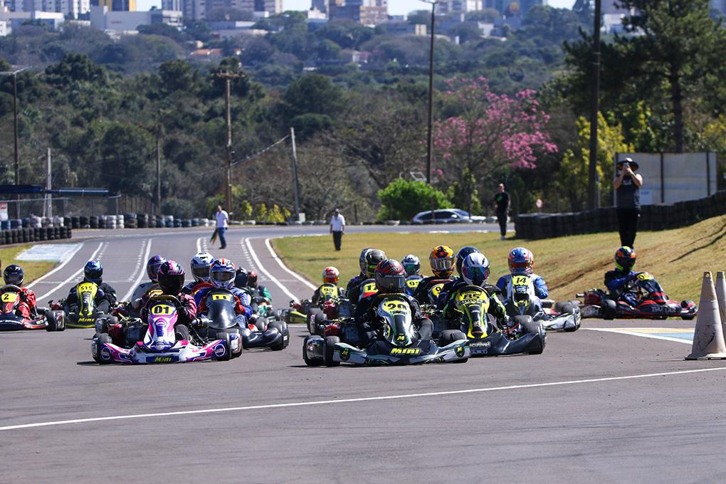 Paranaense de Kart começa na quinta-feira em Cascavel