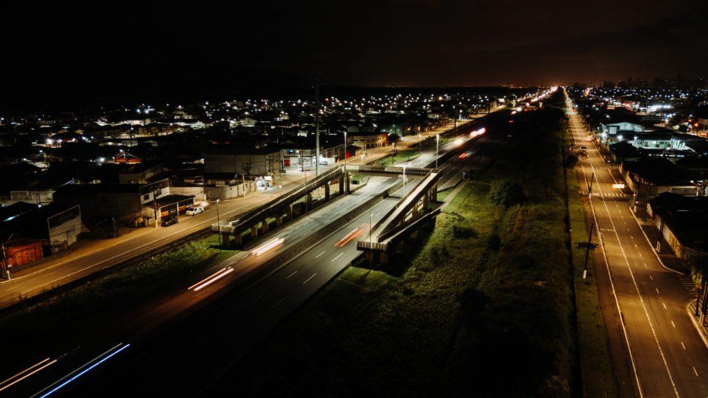 Peruíbe e Itanhaém terão marginais iluminadas e mais seguras com a concessão