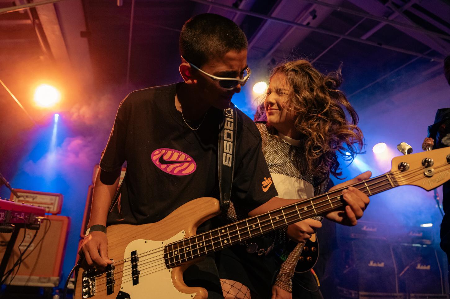 School of Rock e Hotel Pullman Ibirapuera promovem evento inédito com shows de alunos da rede em São Paulo