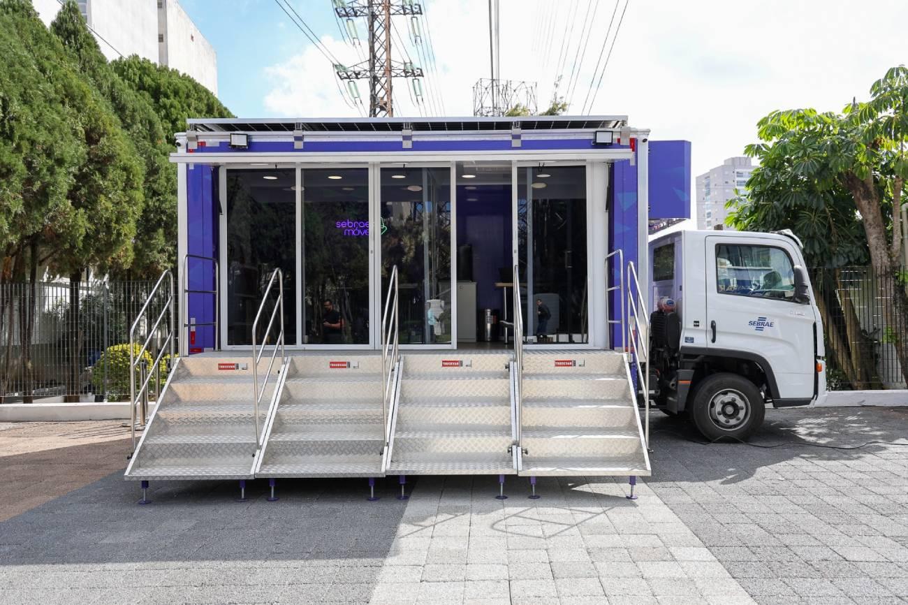 Sebrae Móvel começa a operar com novo modelo de veículo em São Caetano
