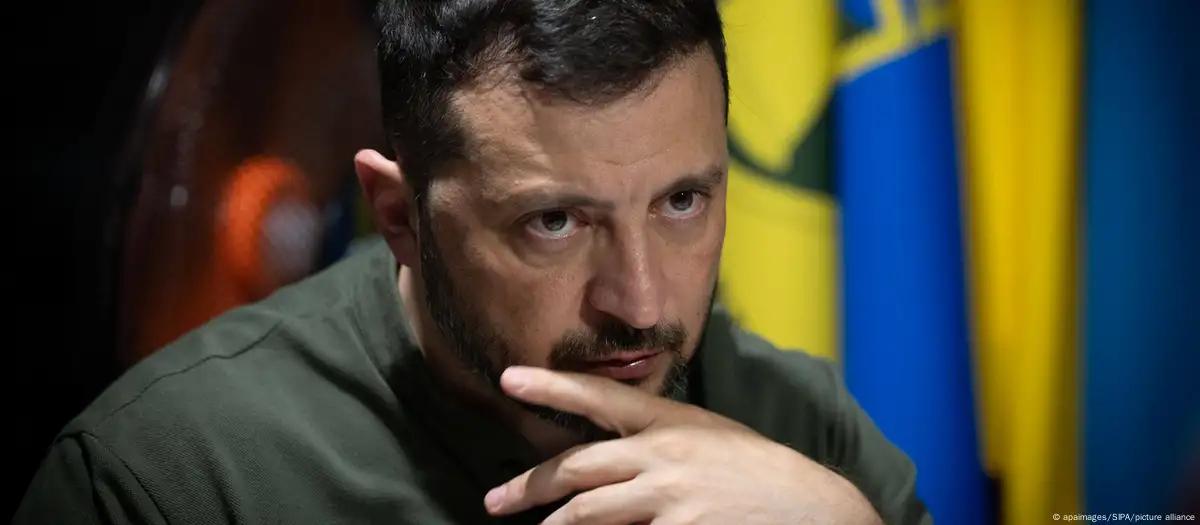 Zelenski critica encontro de Trump com Putin