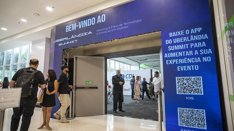 Arena CDL reúne empresas e líderes para compartilhar inovação e estratégias no Uberlândia Summit 