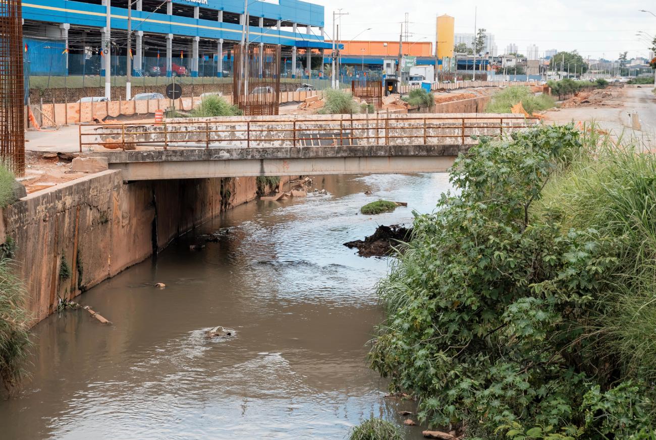 Com novos investimentos, São Bernardo intensifica ações de drenagem para o período de chuvas