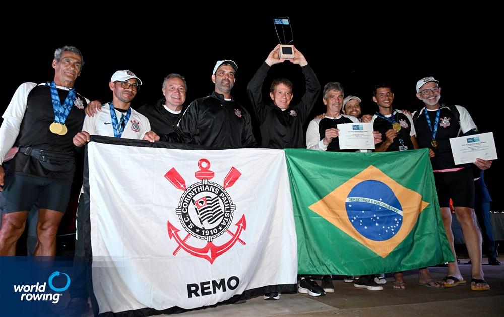 Corinthians é bicampeão no Mundial de Remo Master