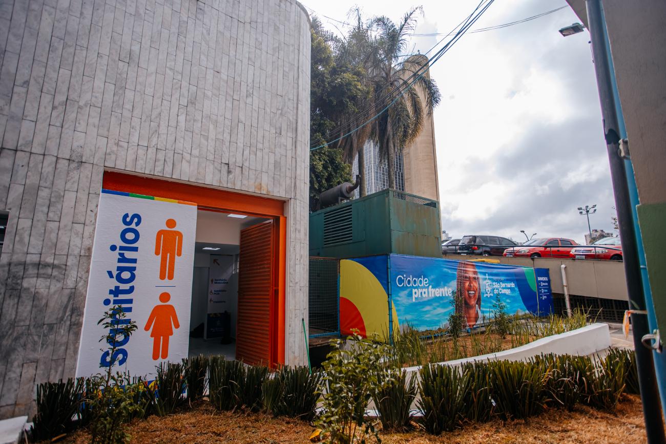 De portas abertas aos visitantes, Paço Municipal de São Bernardo ganha novos sanitários públicos