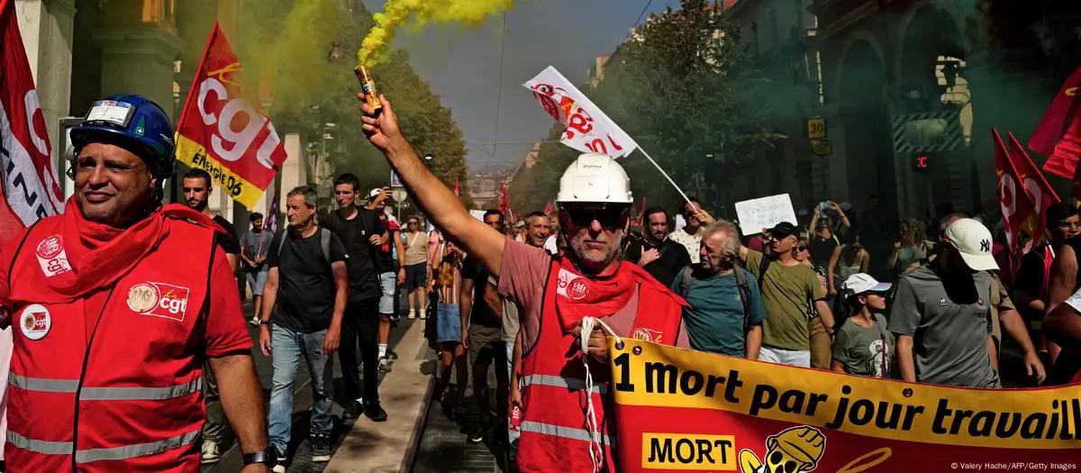 França tem dia de protestos contra medidas de austeridade