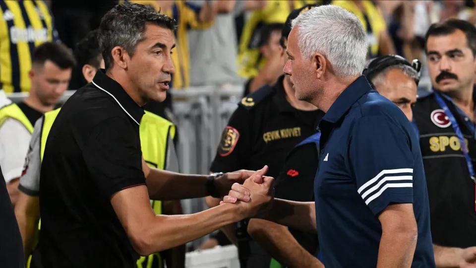 José Mourinho negocia retorno ao Benfica após saída de Bruno Lage