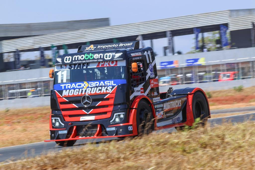 Pódio de Léo Rufino e evolução de Pedro Paulo Fernandes marcam etapa da PP Motorsport