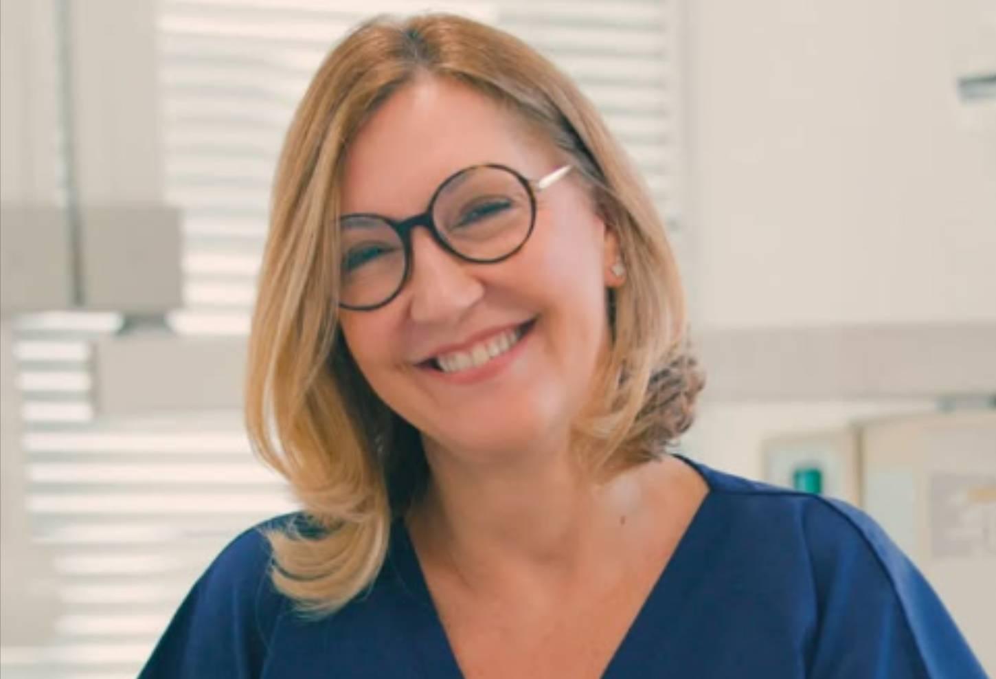 Dra. Elaine Passos: referência em odontologia premium