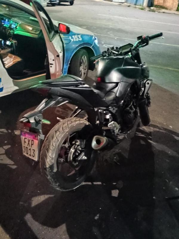 Em São Bernardo, GCM recupera motocicleta roubada em área de difícil acesso no Montanhão