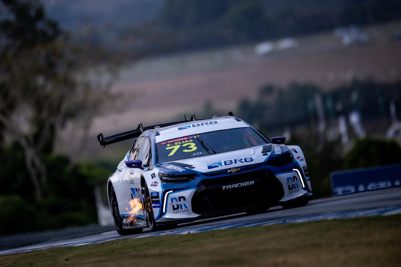 Enzo Elias reassume o quarto lugar da Stock Car após a oitava etapa