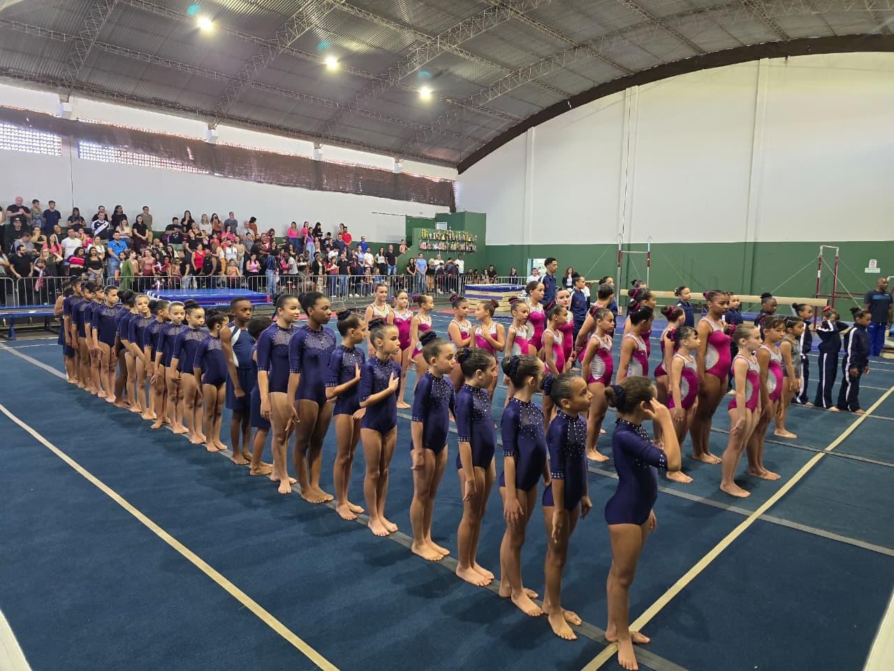 Equipe da Prefeitura se destaca no Torneio Estadual de Ginástica Artística