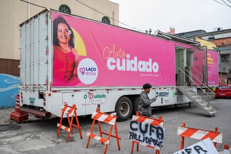 Fundação Laço Rosa oferece 3 mil mamografias gratuitas em campanha para diagnóstico precoce do câncer de mama