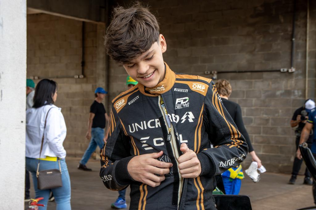 Lucas Corrêa vai ao pódio pela terceira vez este ano em Cascavel na Fórmula Delta