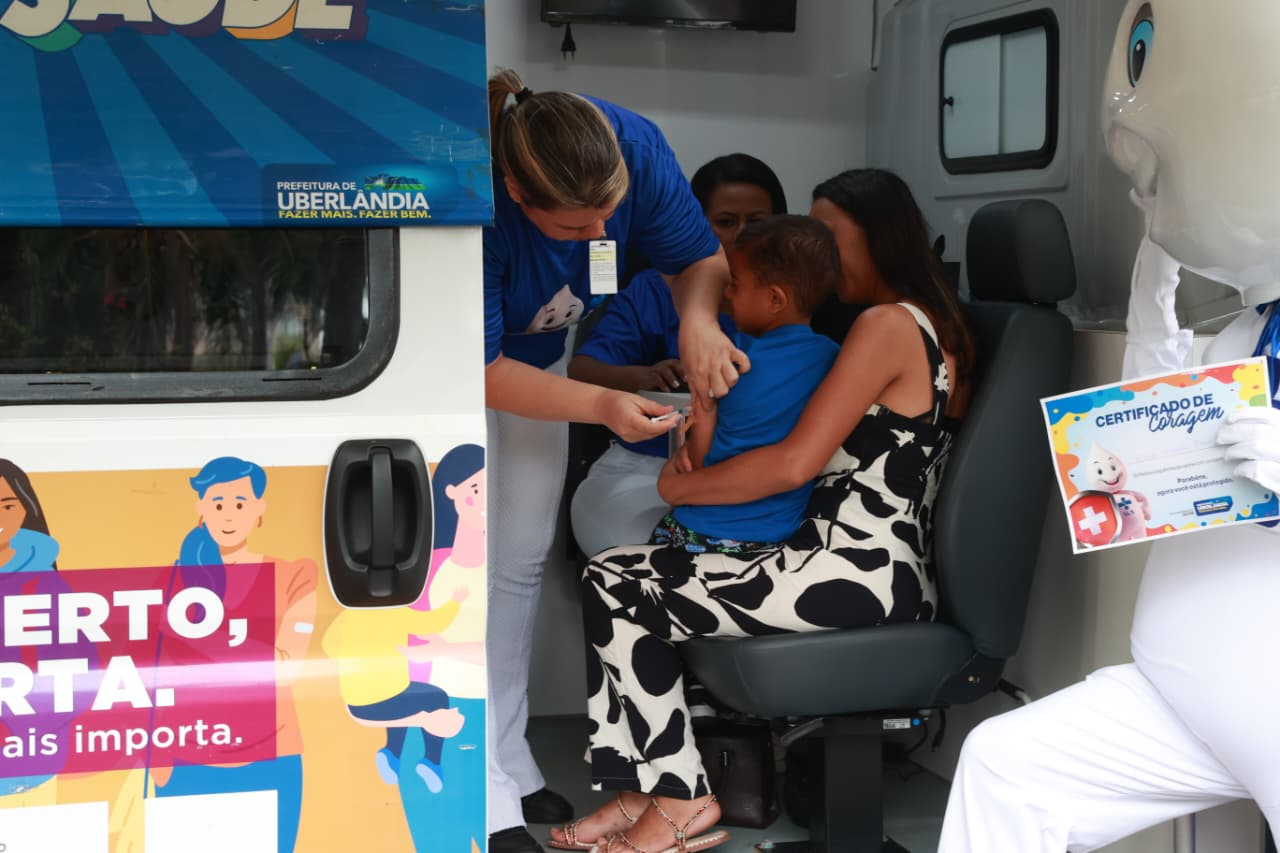 Prefeitura aplica cerca de 2.800 doses no Dia D da Campanha de Vacinação