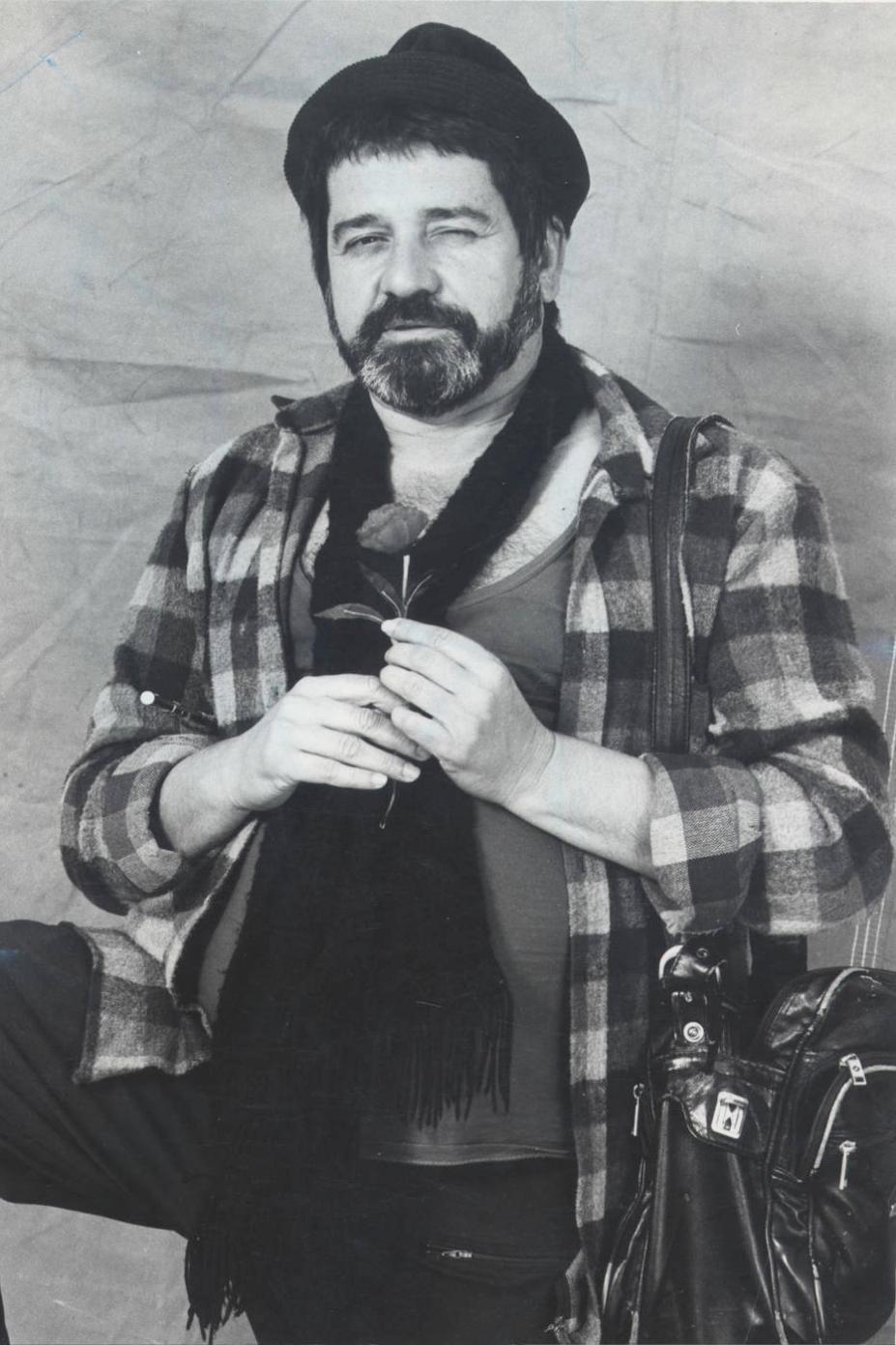 Santos celebra legado de Plínio Marcos com teatro e cinema e outras atrações