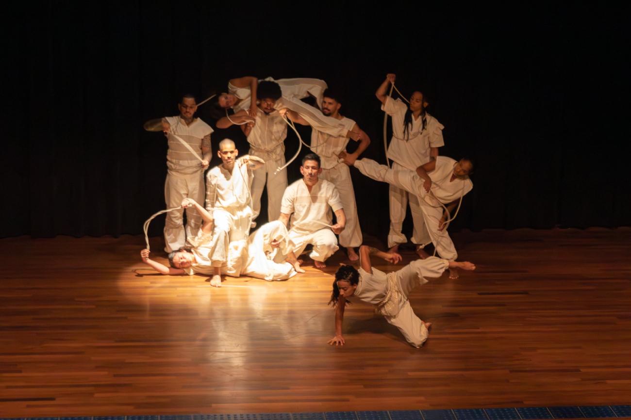 SETES - Companhia de Dança apresenta espetáculo de dança 
