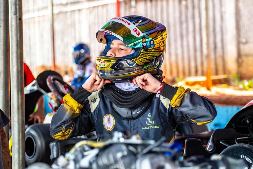 César Lemos encerra ano de estreia no kart com aprendizado e olhar otimista para 2026