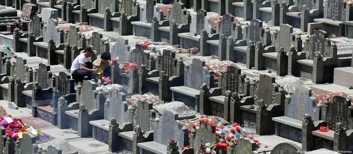 Cremação obrigatória gera protestos no interior da China