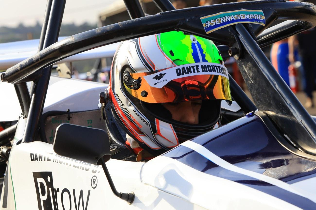 Dante Monteiro Vence Corrida 1 no Velocitta mas punição de 20 segundos o joga para 7º na Light