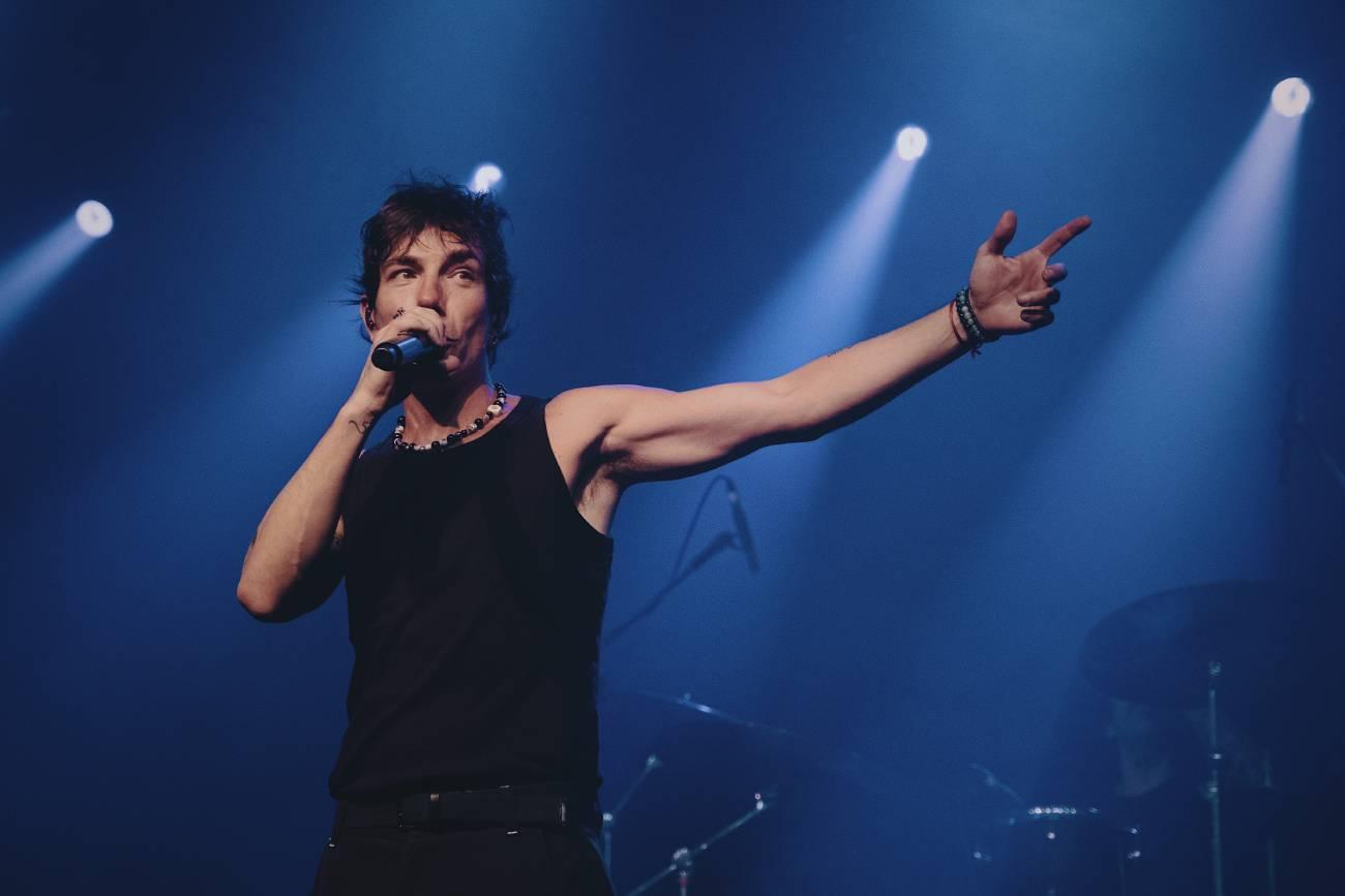 Di Ferrero leva a turnê 