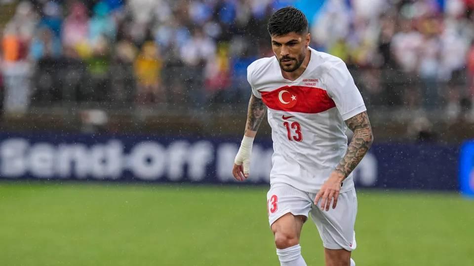 Escândalo de apostas abala futebol turco e suspende 27 jogadores da elite