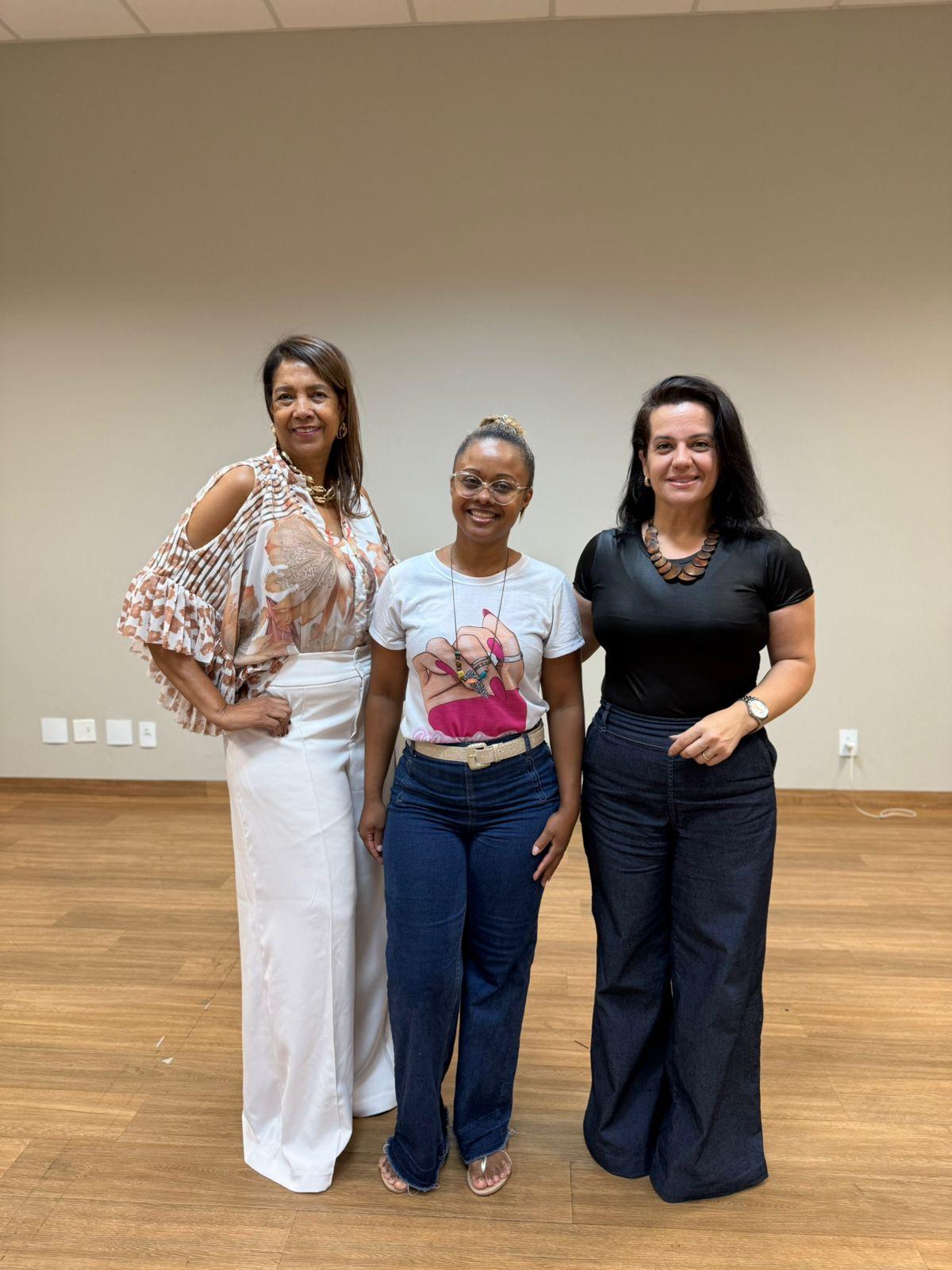 Finalistas do concurso Beleza Negra participam de encontros sobre ancestralidade e valorização da identidade negra