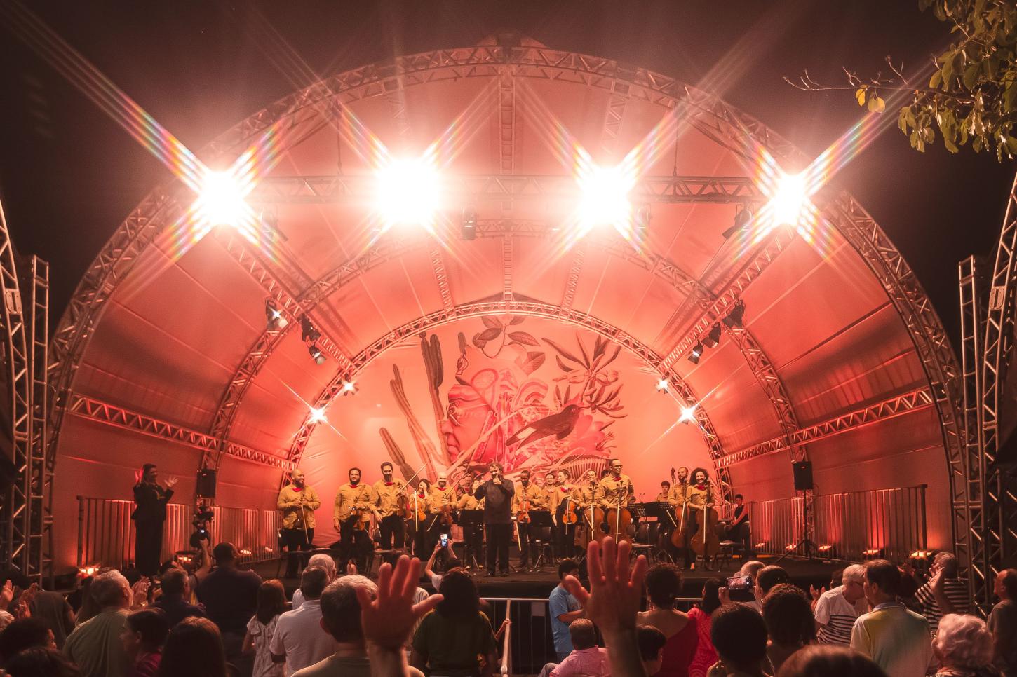 Orquestra Ouro Preto celebra Luiz Gonzaga em São Vicente com concerto gratuito