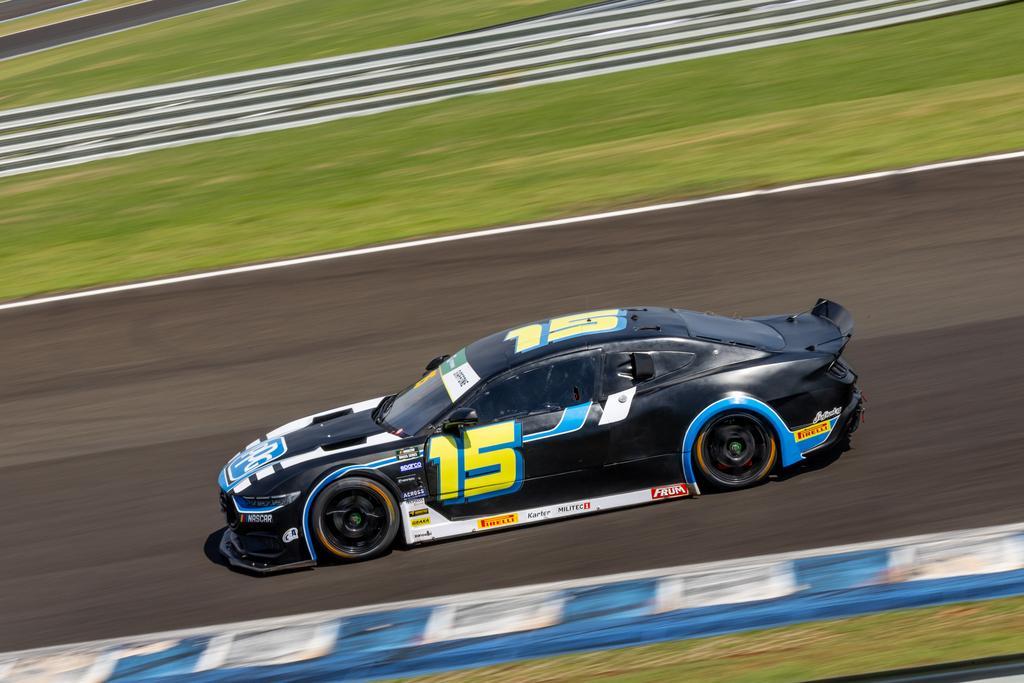 Tito Giaffone cravou o melhor tempo no segundo treino no Velocitta