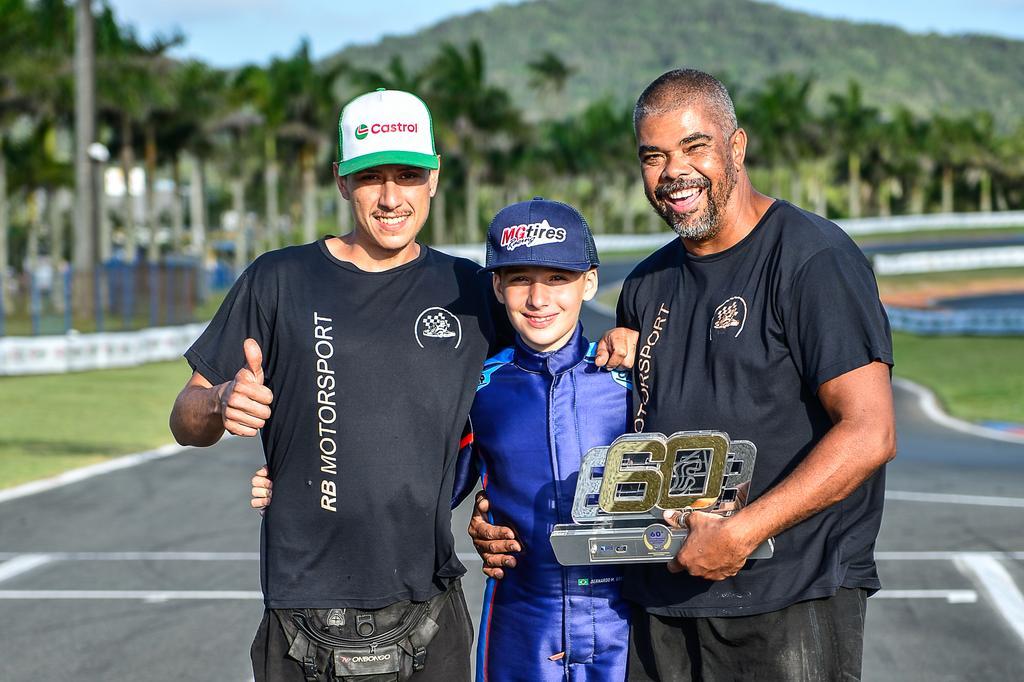 Bernardo Grespan transforma regularidade em conquistas e fecha 2025 entre os grandes da Cadete