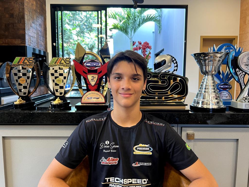 João Antônio Leal fecha ano em alta