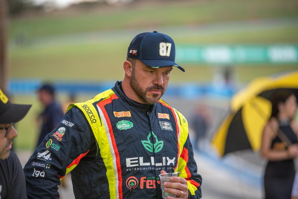 Martelli chega à final em Interlagos como líder do Overall e vice do Special Edition