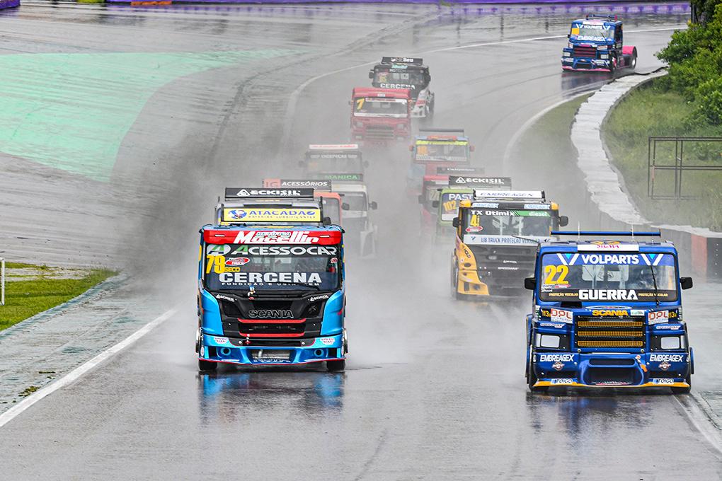 Chuva interfere e prova da categoria F-Truck é disputada com Pace Truck
