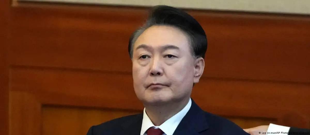 Ex-presidente sul-coreano é condenado à prisão perpétua