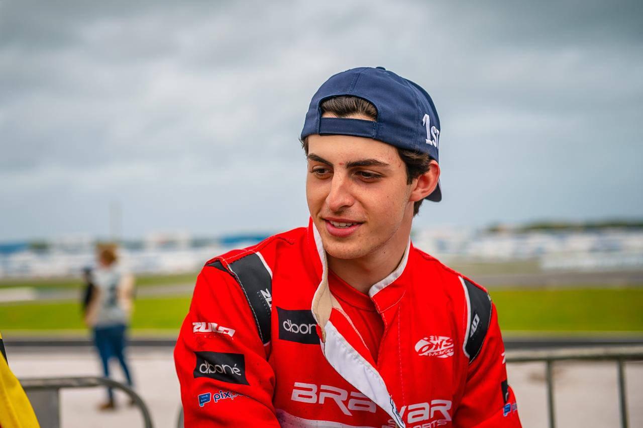 Firás Fahs inicia a agitada temporada ao disputar a Shifter no Light