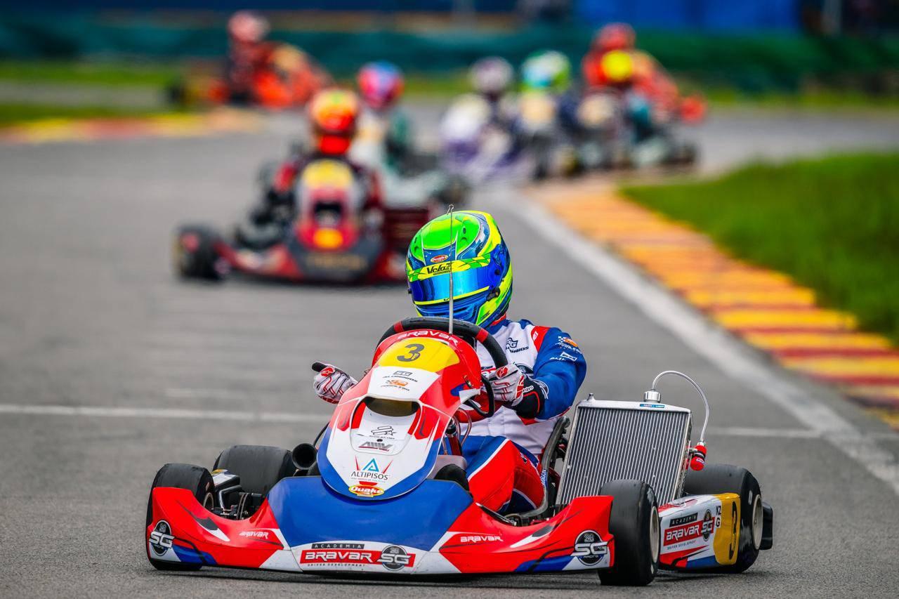 Firás Fahs supera expectativas em sua estreia na categoria Shifter