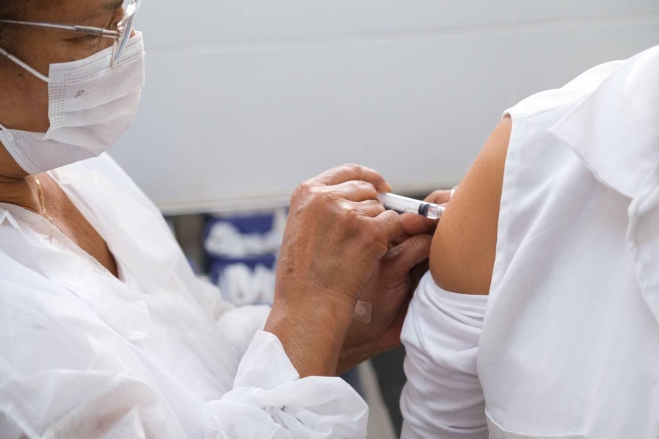 Governo de SP realiza Dia D de vacinação contra sarampo e febre amarela na Grande SP, Baixada Santista e Campinas