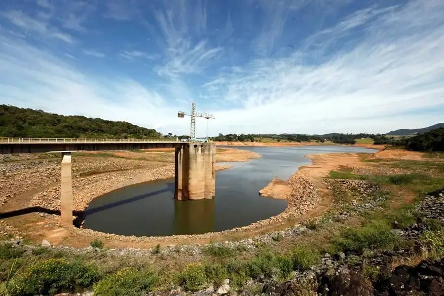 Mesmo com tempestades, crise hídrica persiste em São Paulo