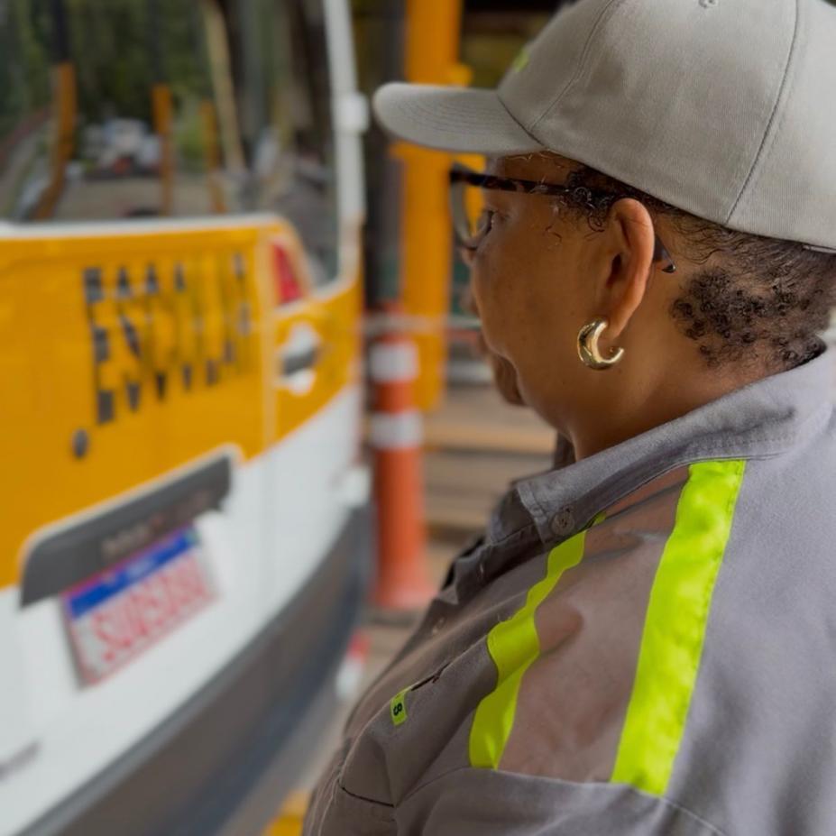Permissionários do transporte escolar de Santos têm até dia 25 para agendar vistoria obrigatória
