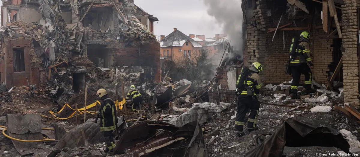 Reerguer Ucrânia custará US$ 588 bilhões, diz Banco Mundial