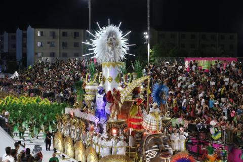União Imperial é a campeã do Carnaval santista. Unidos da Zona Noroeste e Sangue Jovem vão ao Grupo Especial