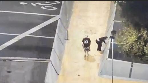 Videomonitoramento da GCM flagra pichação em passarela no Centro de São Bernardo e responsável é multada em mais de R$ 9 mil