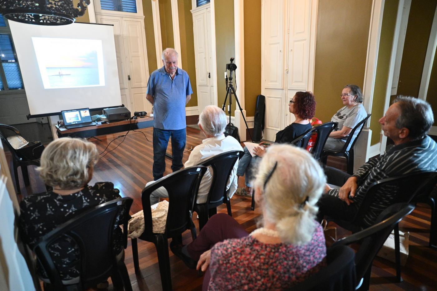 Casa das Culturas de Santos promove curso gratuito de Fotografia Básica, sem necessidade de inscrição prévia