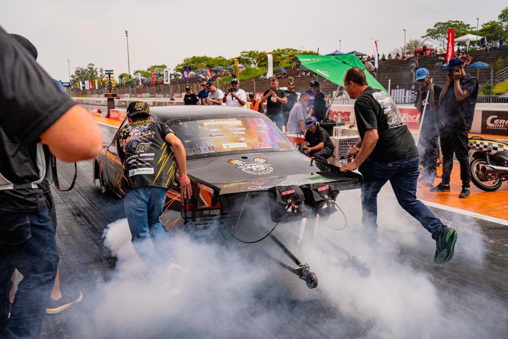 Estreia da Copa FT de Arrancada vai agitar o Autódromo FuelTech Velopark com as motos e os carros mais rápidos da América do Sul