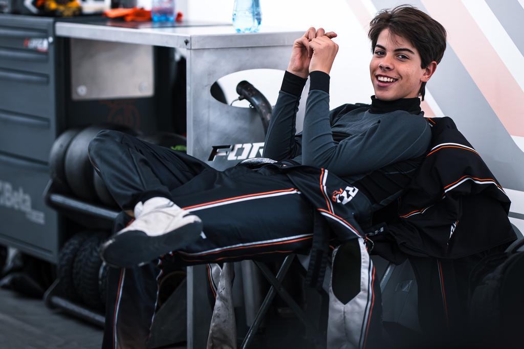 Francisco Rocha faz boas escaladas na última etapa do WSK Super Master Series