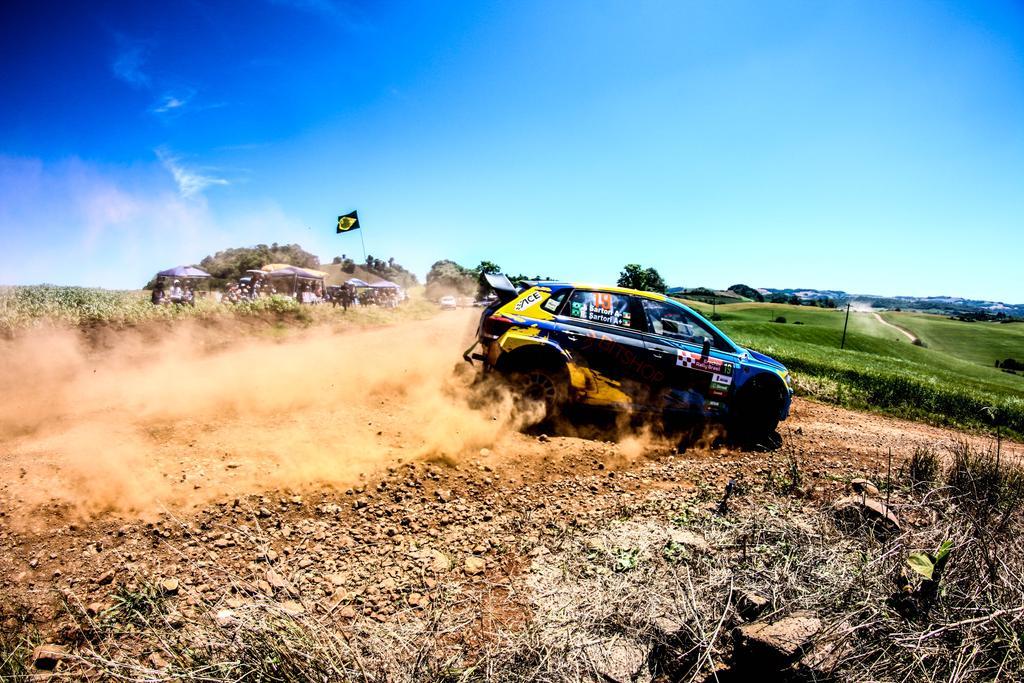 Irmãos Sartori mantém maior longevidade no rally brasileiro